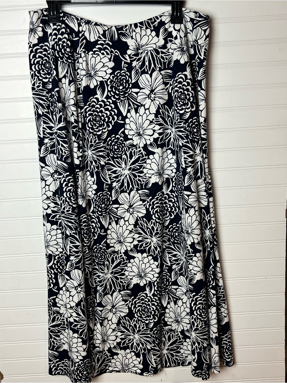 Talbots Navy and White Floral Maxi Skirt Plus Size X